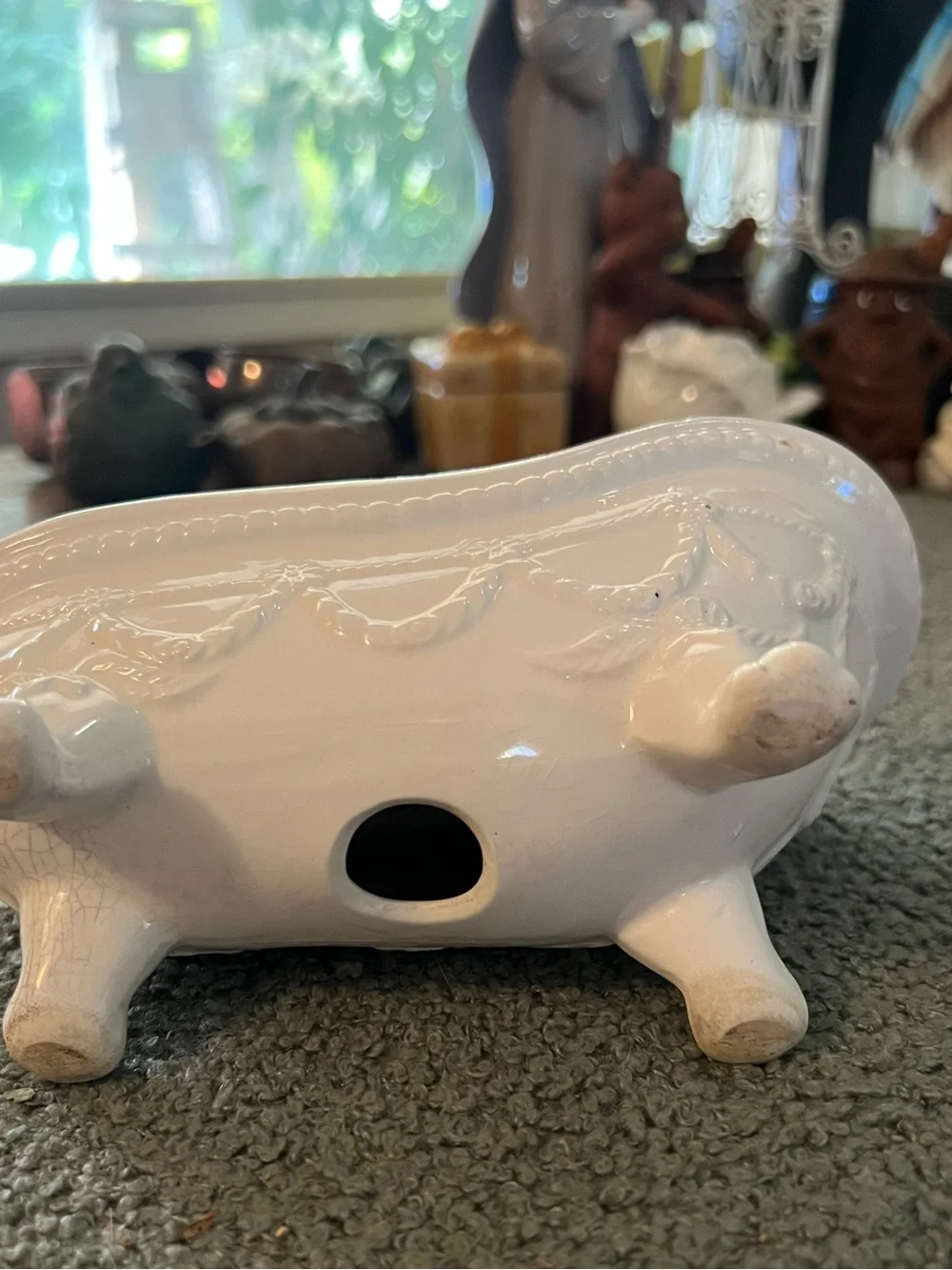 Vintage Ceramic Clawfoot Decorative Soap Dish EUC 8” by 3”